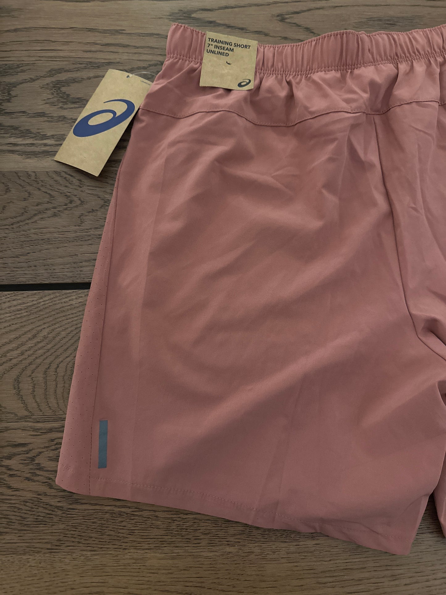 ASICS Men’s 7” short