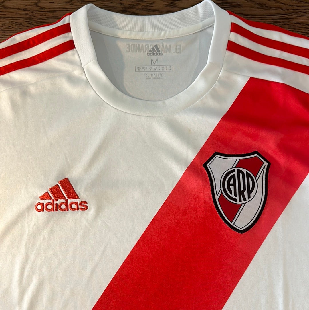 River Plate 2019/2020 home jersey.