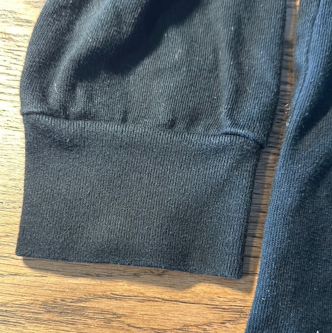 Champion Sweatshirt, classic fit.