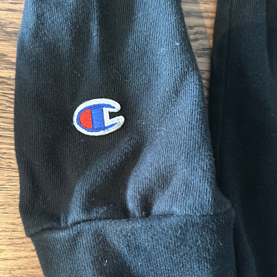 Champion Sweatshirt, classic fit.
